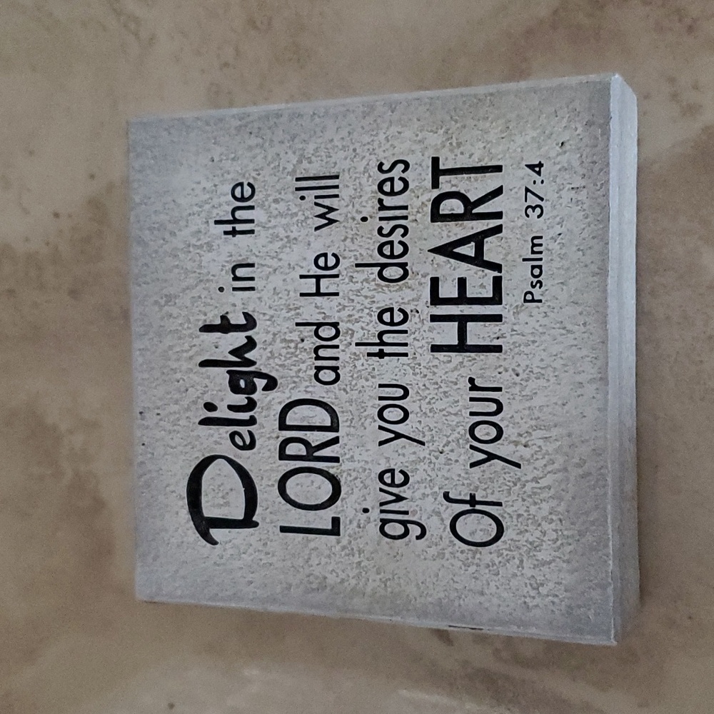 Psalm Decor